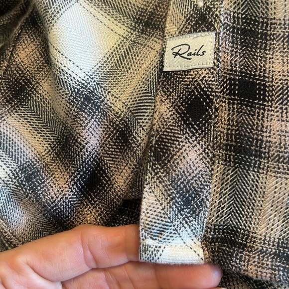 Rails Hunter Ivory Coal Blush Button Front Plaid Blouse Shirt Small Long Sleeve - Picture 10 of 13